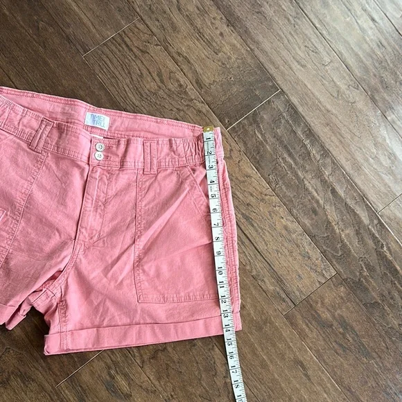 NWOT Women's Pink Casual Shorts - Picture 5 of 6